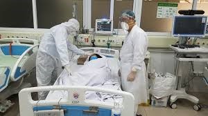 Những tâm hồn áo trắng 